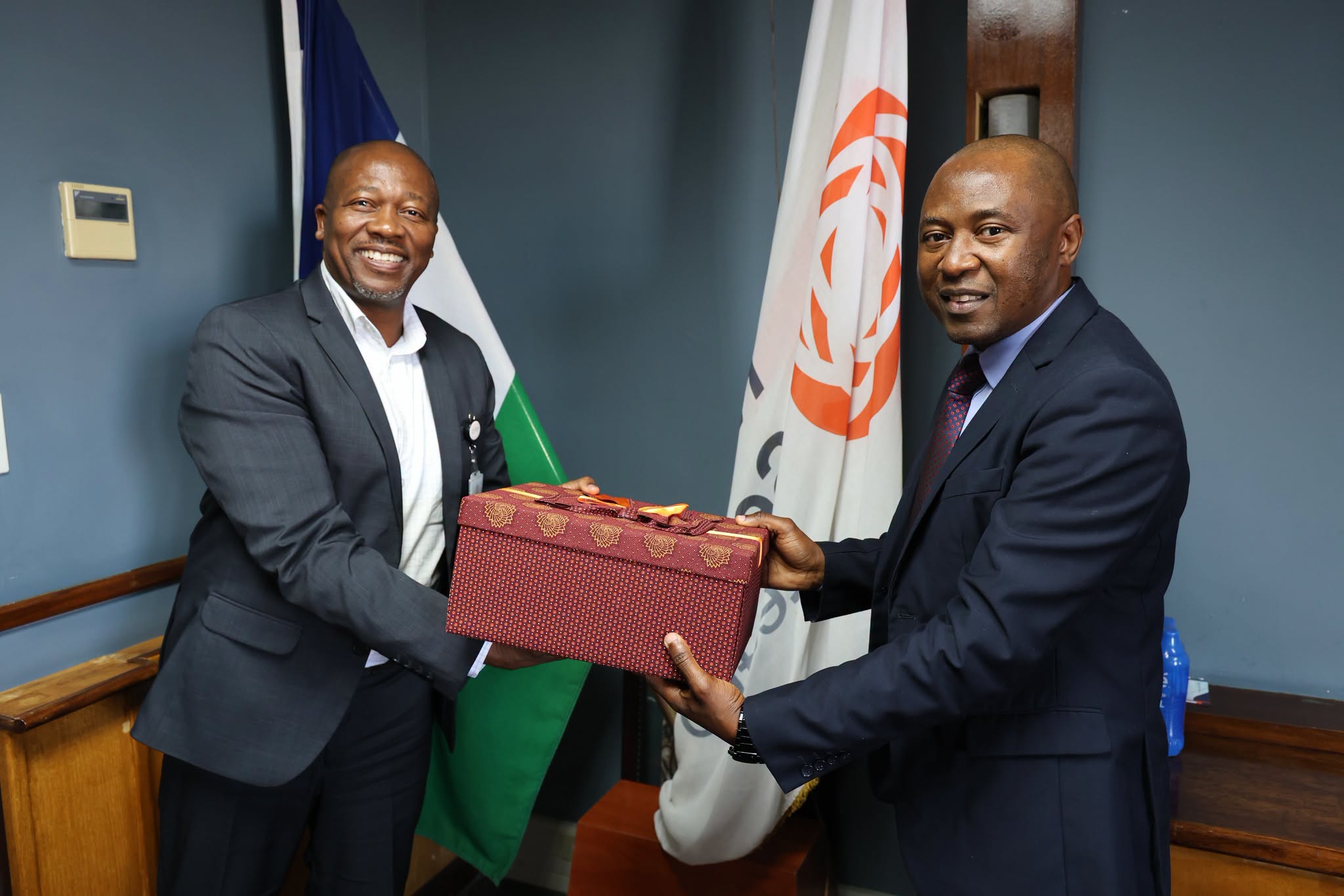 SL in collaboration with UNDP & OECD hosts Tax Inspectors Without Borders mission